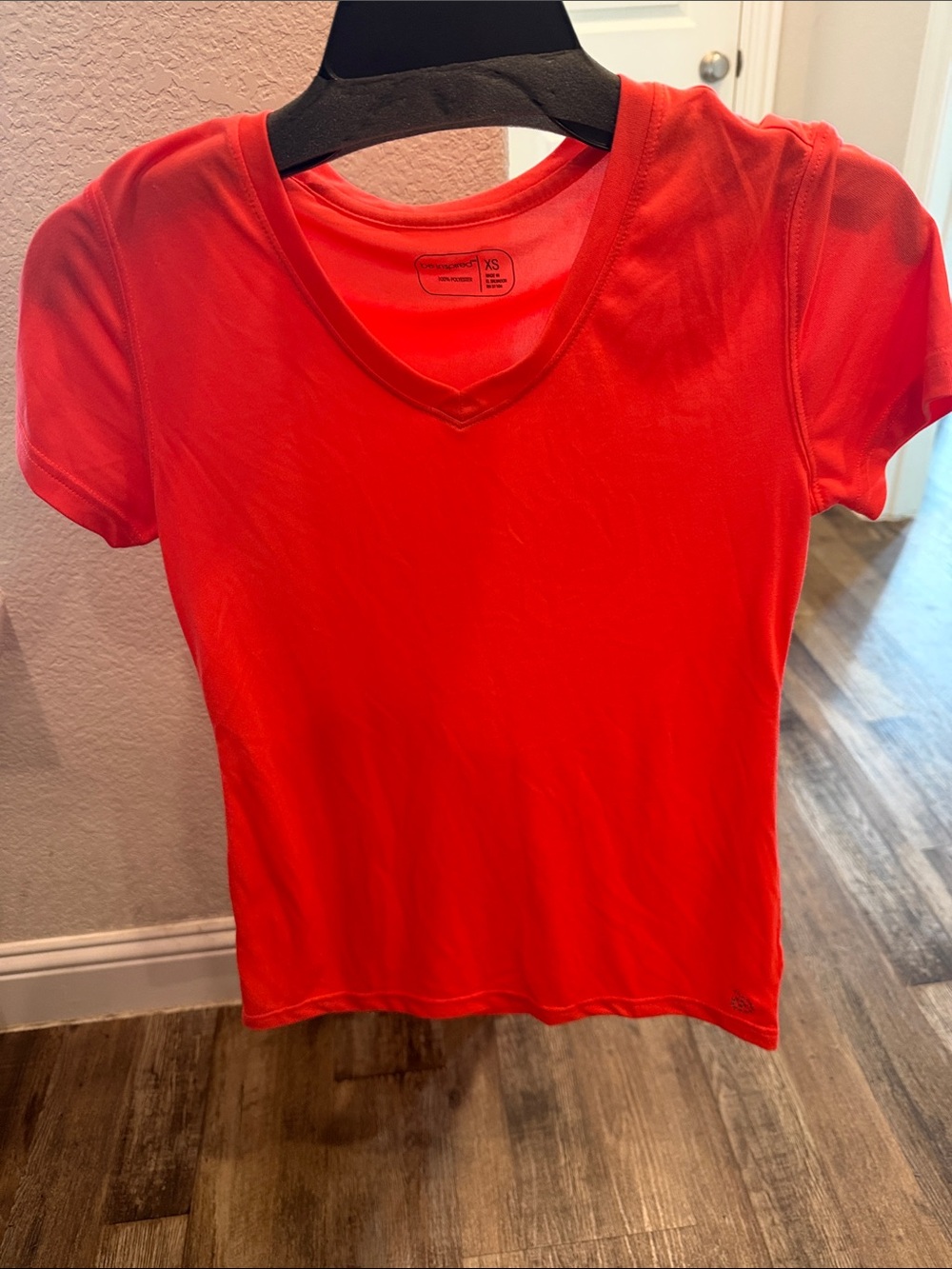 be inspired Bright Red V-Neck Short Sleeve Tee
